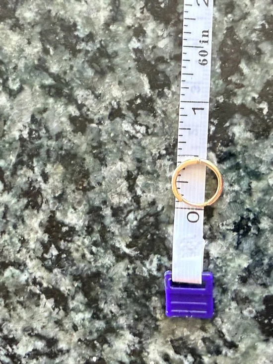 14K yellow gold Gold Hoop Earring one pc only - Picture 6 of 7